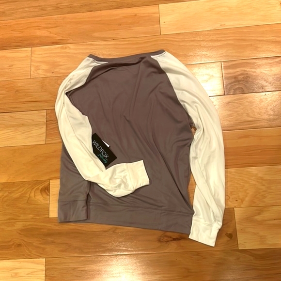 Wild fox intimidates pajamas size small women’s - Picture 10 of 11